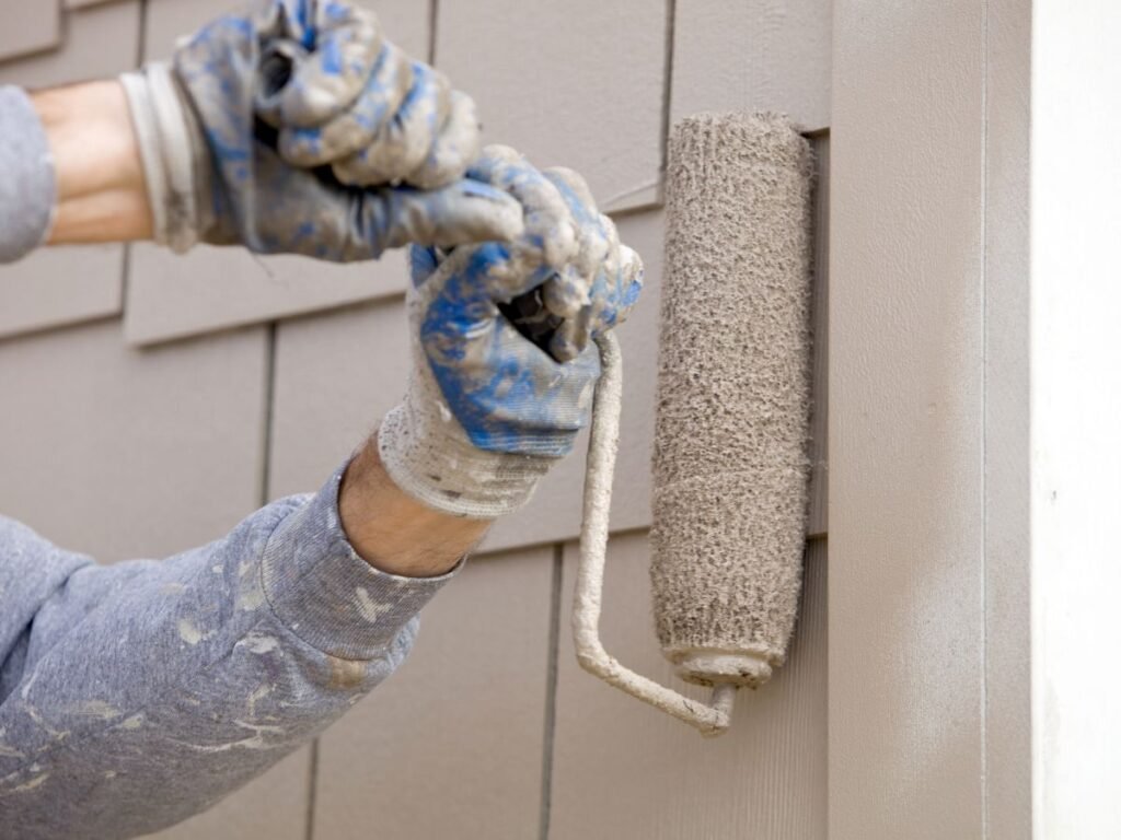 Painting plastic siding